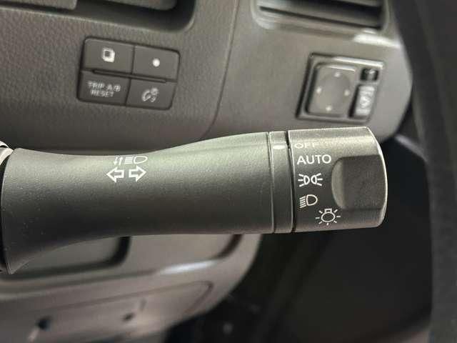SERENA S-HYBRID 4WD