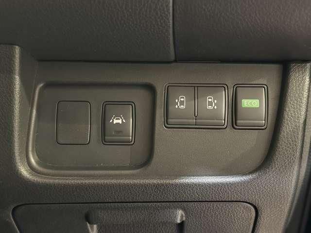 SERENA S-HYBRID 4WD