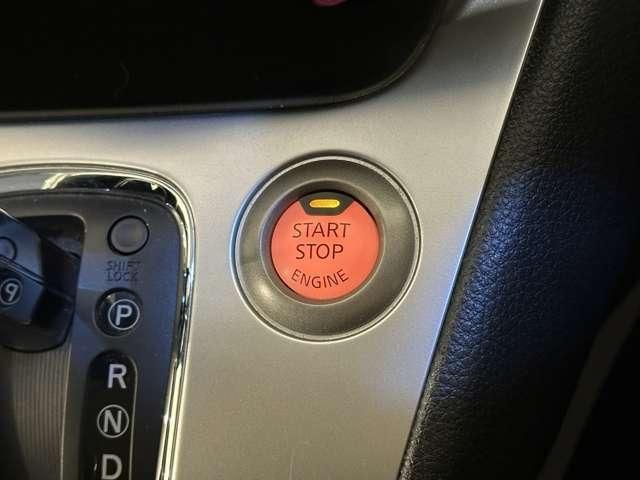 SERENA S-HYBRID 4WD