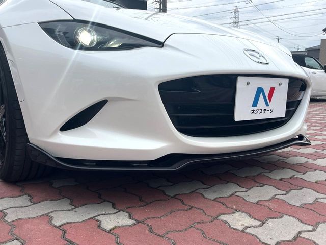 ROADSTER