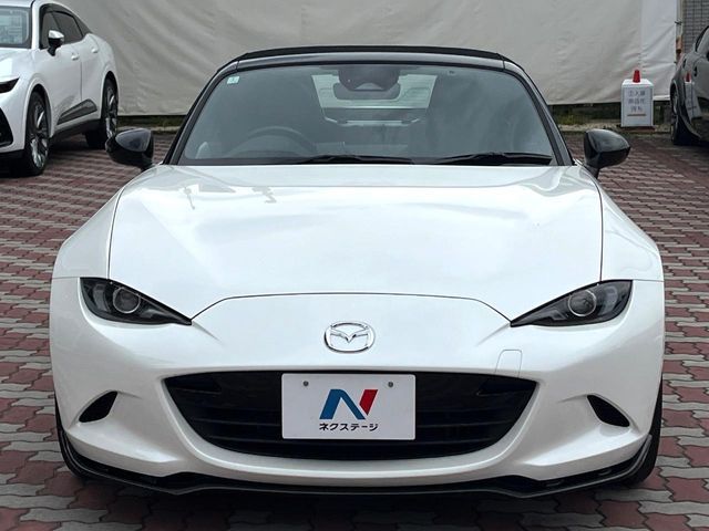 ROADSTER