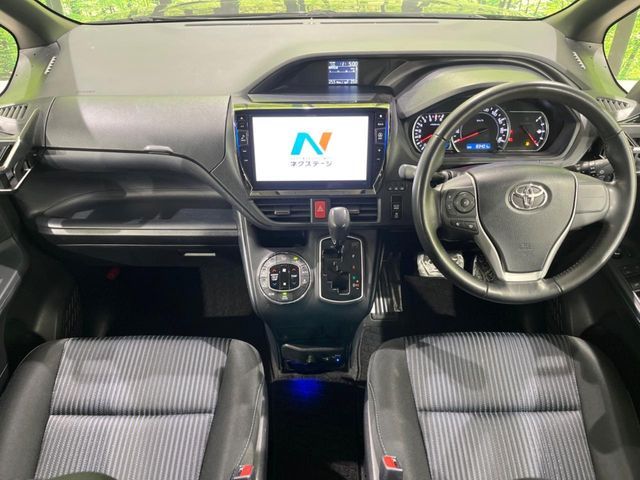 VOXY 4WD