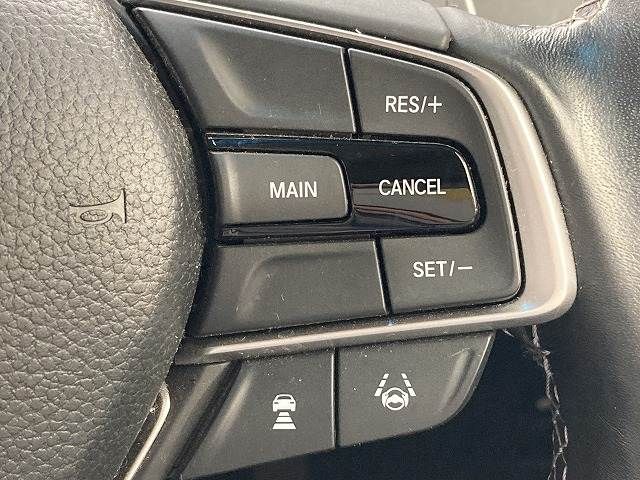 INSIGHT sedan