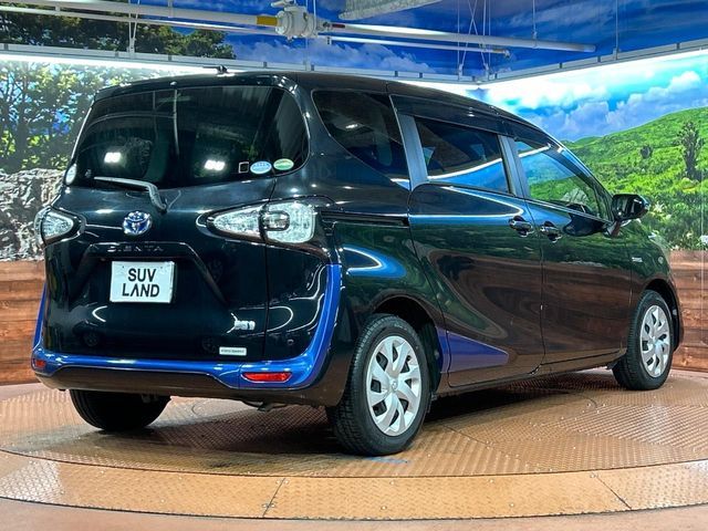 SIENTA HYBRID