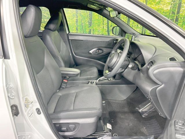 YARIS CROSS HYBRID