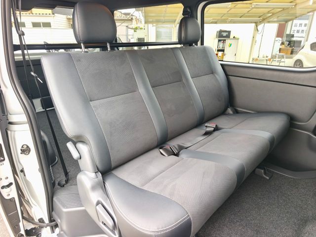 HIACE van 4WD