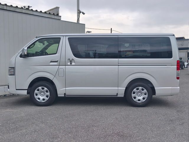 HIACE van 4WD
