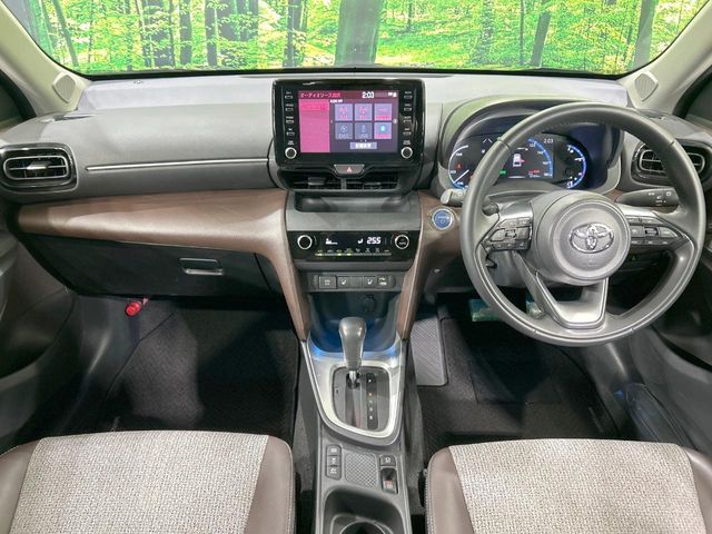YARIS CROSS HYBRID