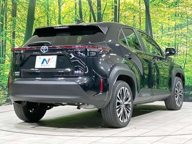 YARIS CROSS HYBRID