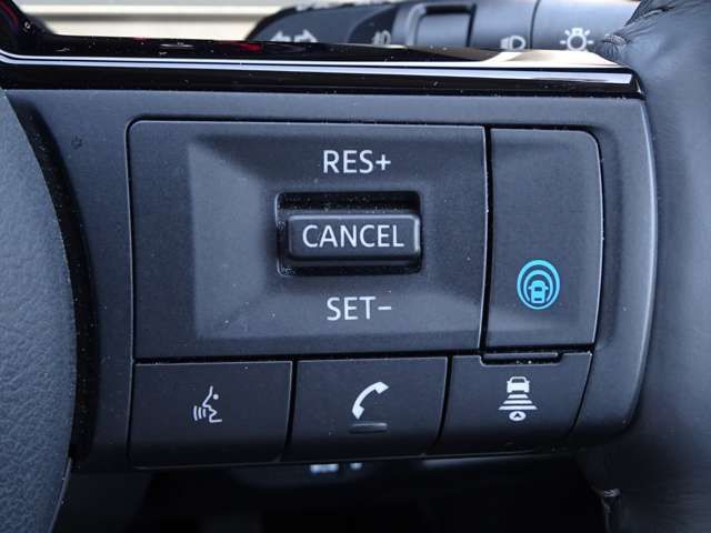 X-TRAIL HYBRID 4WD
