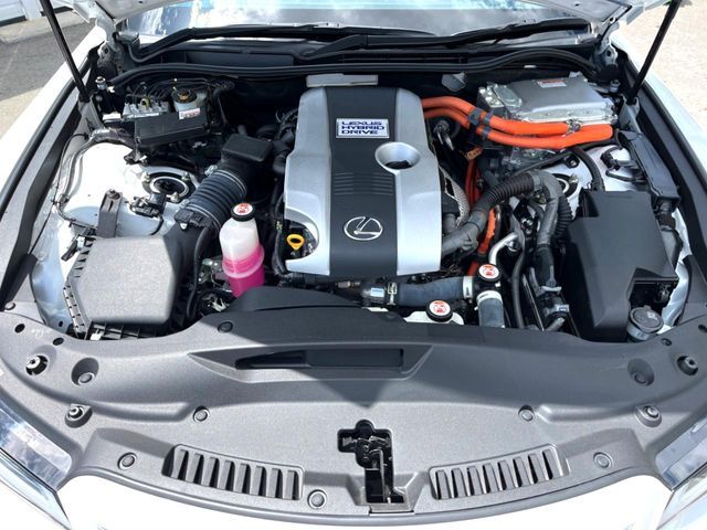 LEXUS IS300h