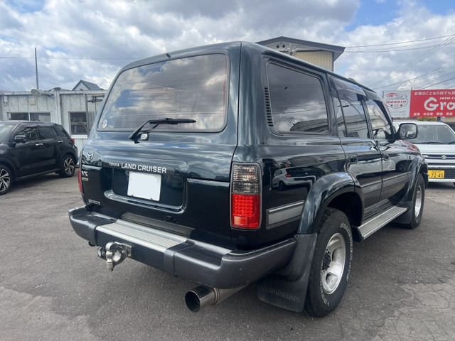 LANDCRUISER van