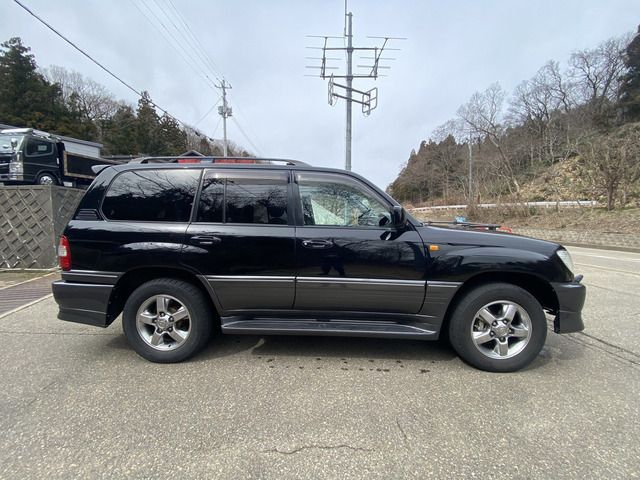 LANDCRUISER wagon