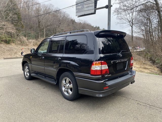 LANDCRUISER wagon