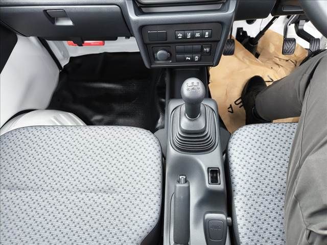 CLIPPER truck 4WD