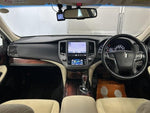 CROWN sedan 4WD