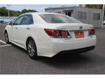 CROWN sedan hybrid