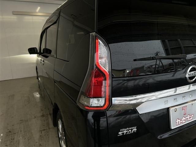 SERENA  S-HYBRID 4WD