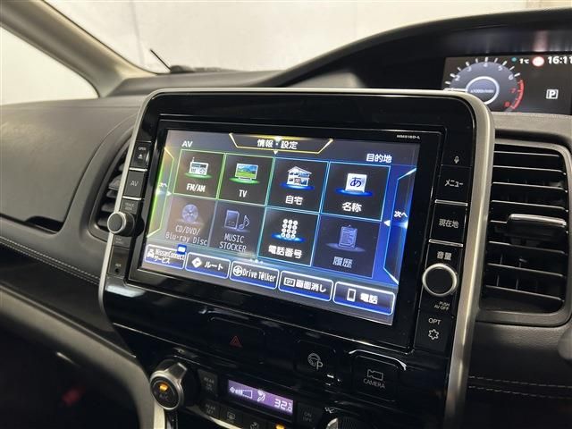 SERENA  S-HYBRID 4WD