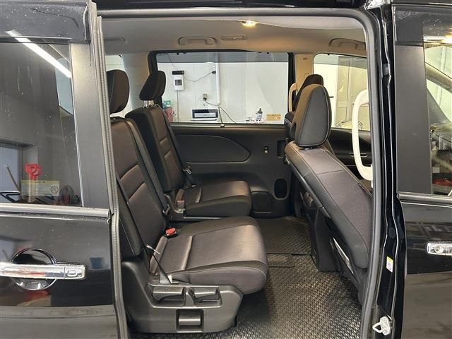 SERENA  S-HYBRID 4WD