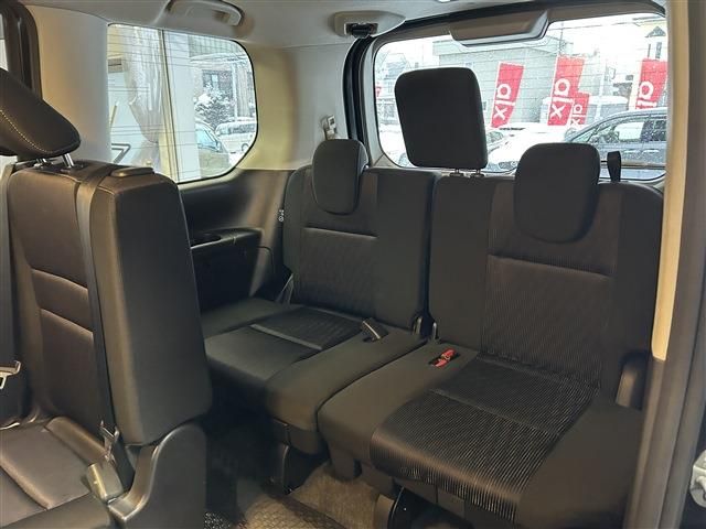 SERENA  S-HYBRID 4WD