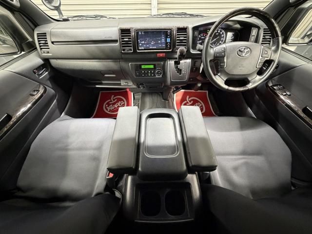 HIACE van 2WD