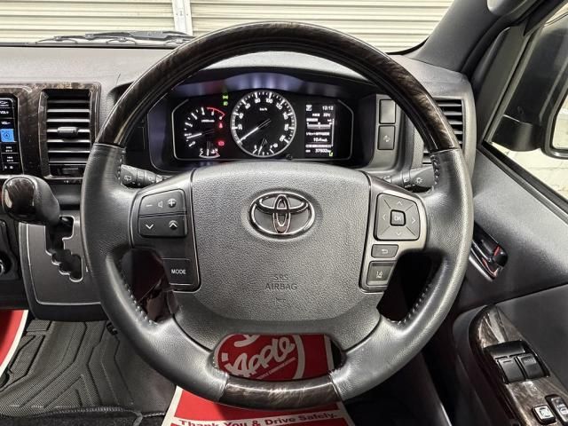 HIACE van 2WD