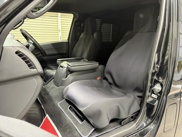 HIACE van 2WD