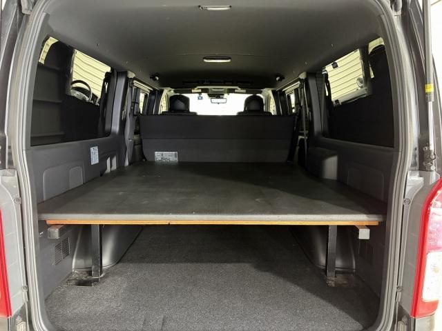HIACE van 2WD