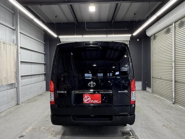 HIACE van 2WD