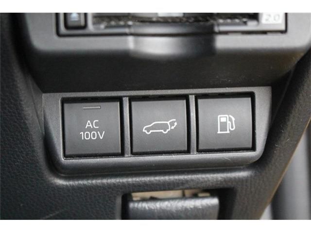 PRIUS 4WD