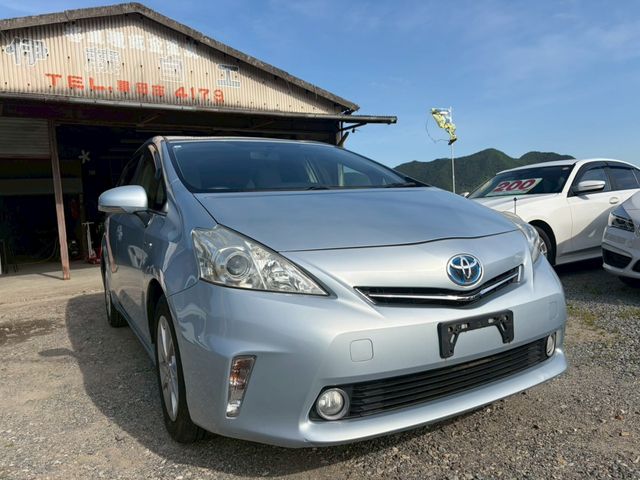 PRIUS Alpha