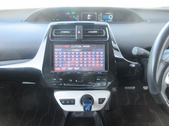 PRIUS 4WD