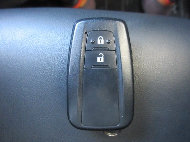 PRIUS 4WD
