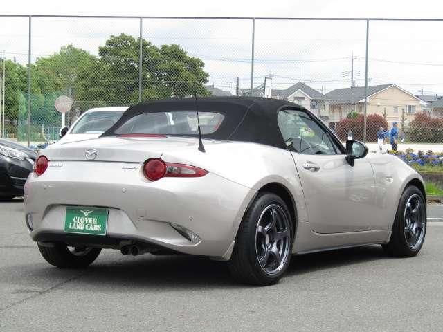 ROADSTER