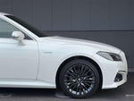 CROWN sedan hybrid