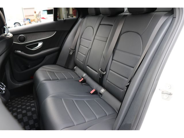 MERCEDES BENZ C class sedan