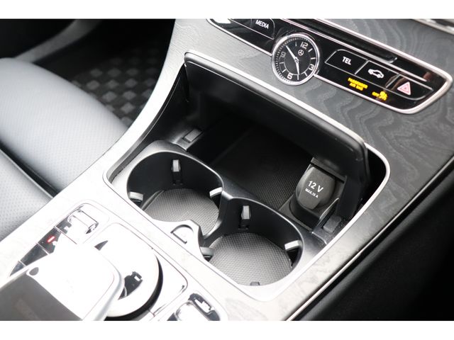 MERCEDES BENZ C class sedan
