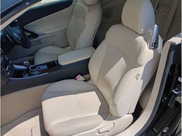 LEXUS IS250C