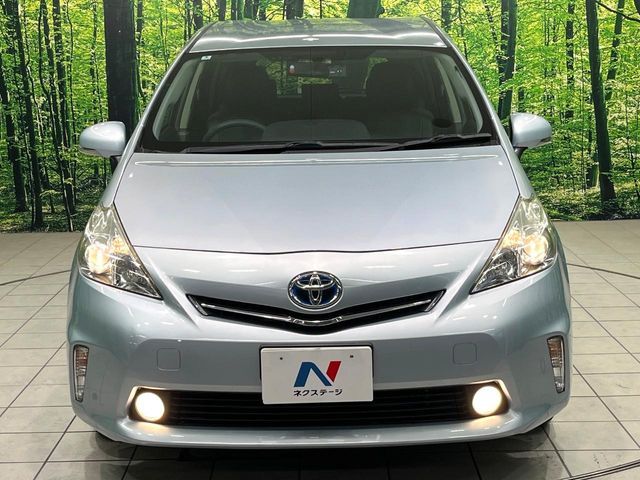 PRIUS Alpha