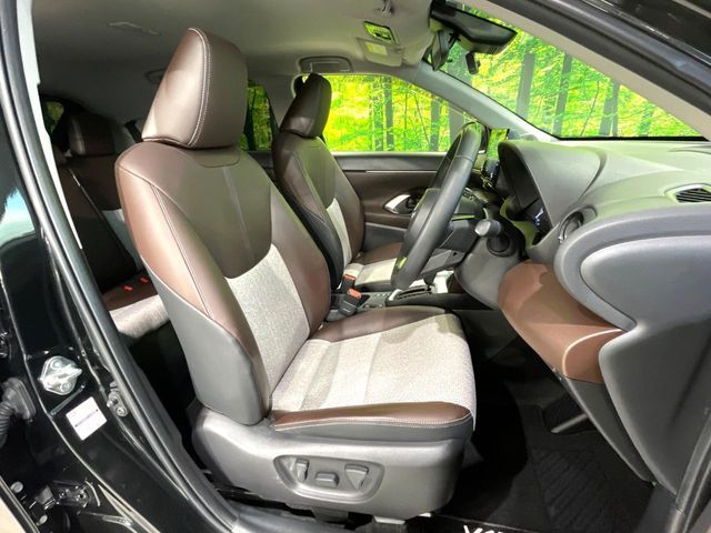 YARIS CROSS HYBRID