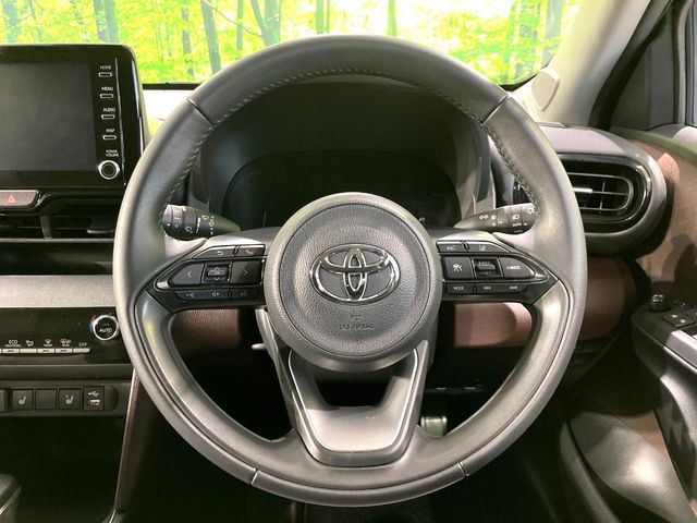 YARIS CROSS HYBRID