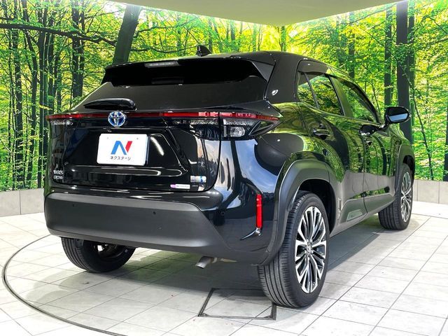 YARIS CROSS HYBRID