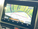 VOXY HYBRID