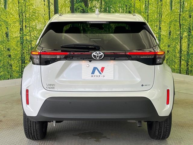 YARIS CROSS HYBRID
