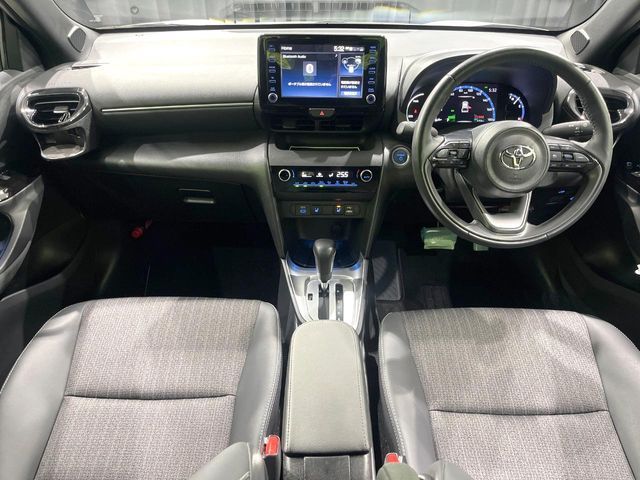 YARIS CROSS HYBRID