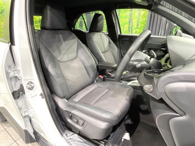 YARIS CROSS HYBRID