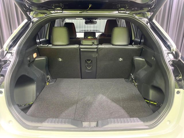 YARIS CROSS HYBRID