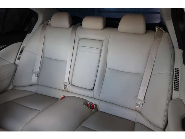 SKYLINE HYBRID 4WD