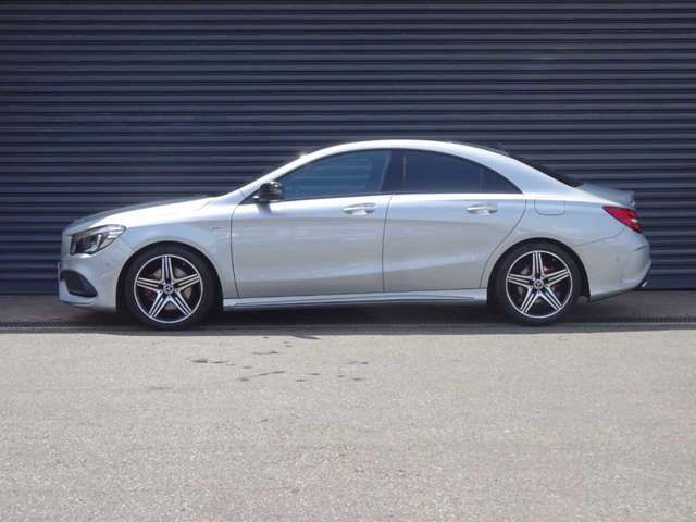 MERCEDES BENZ CLA class